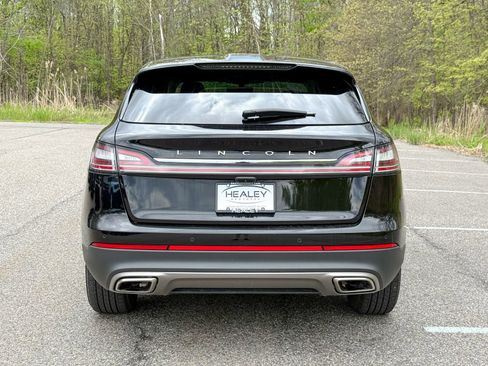 Used 2023 Lincoln Nautilus AWD w/ Premium Package image 5