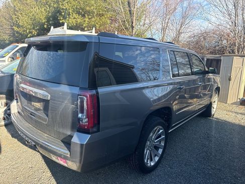 Used 2020 GMC Yukon XL Denali w/ Open Road Package image 7