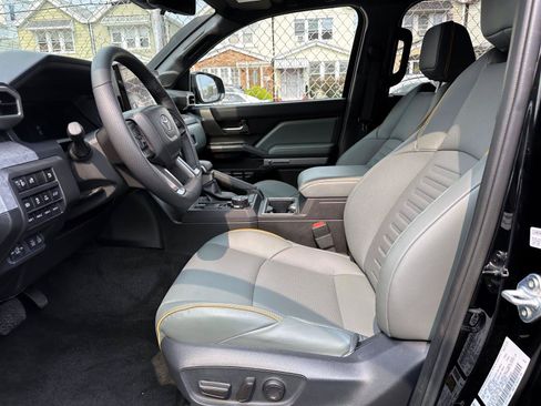 Certified 2026 Toyota Tacoma 4x4 Double Cab Hybrid image 11