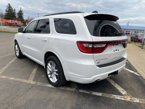 Used 2024 Dodge Durango GT image 3