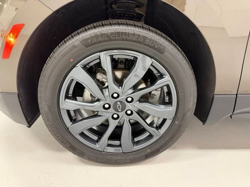 Certified 2023 Chevrolet Equinox RS AWD/4WD image 19