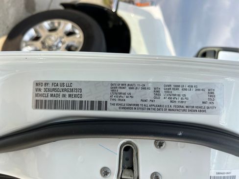 Used 2024 RAM 2500 Big Horn w/ Bed Utility Group image 32