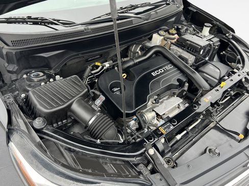 Used 2020 Chevrolet Equinox LT image 42