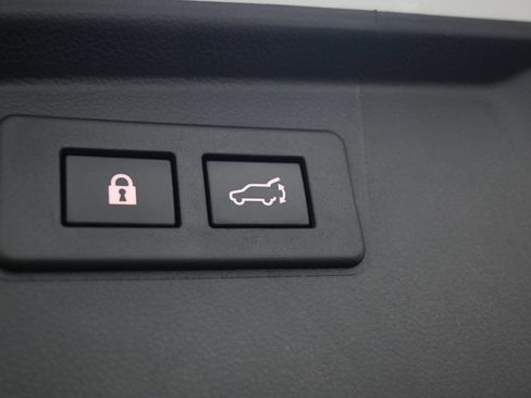 Used 2022 Subaru Outback Premium AWD/4WD image 16