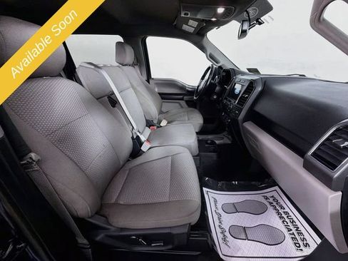 Used 2018 Ford F150 XLT w/ Equipment Group 302A Luxury AWD/4WD image 28