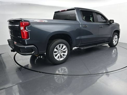 Used 2021 Chevrolet Silverado 1500 Custom AWD/4WD image 8