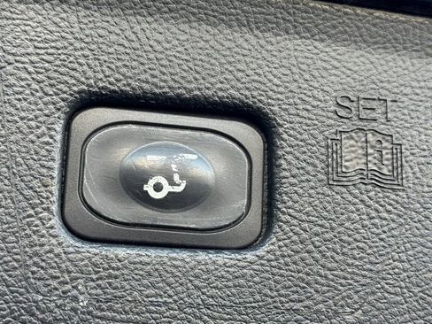 Used 2022 Ford Edge SEL w/ Convenience Package image 33