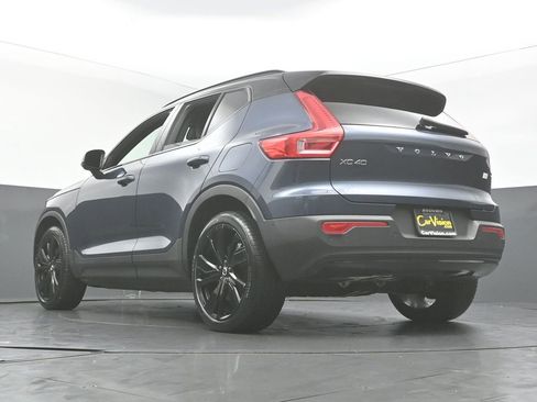 Used 2022 Volvo XC40 P8 Recharge Plus AWD/4WD image 39