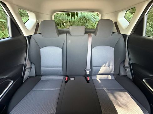 Used 2025 Kia Soul LX w/ LX Technology Package FWD image 36