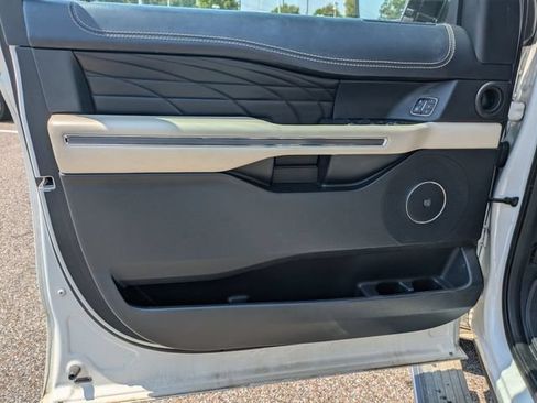 Used 2020 Ford Expedition Platinum AWD/4WD image 24