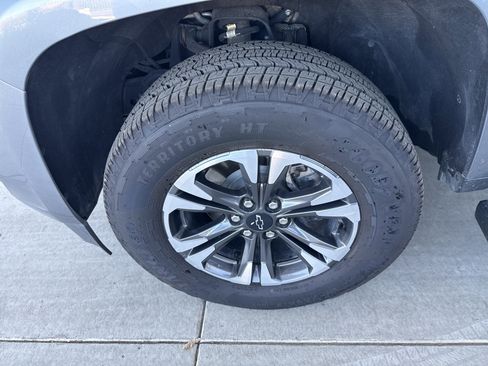Used 2022 Chevrolet Colorado Z71 image 9