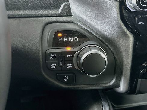 Used 2025 RAM 1500 Big Horn AWD/4WD image 24