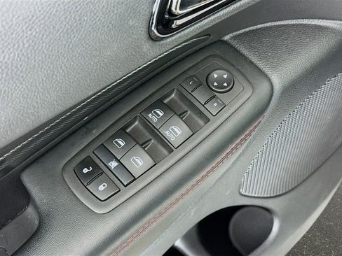 Used 2025 Dodge Durango GT image 21