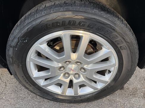 Used 2016 GMC Acadia SLT FWD image 32