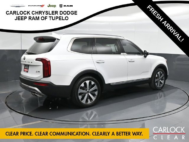 Used 2020 Kia Telluride S w/ S 8 Passenger Seating Package FWD image 3