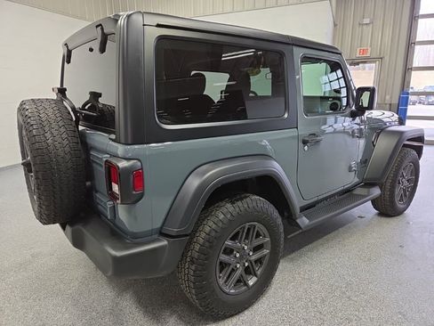 Used 2024 Jeep Wrangler Sport S image 7