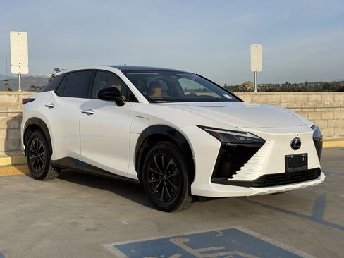 New 2026 Lexus RZ 350e RZ 350e Premium image 2
