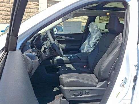 New 2026 INFINITI QX60 Luxe w/ Cargo Package AWD/4WD image 6