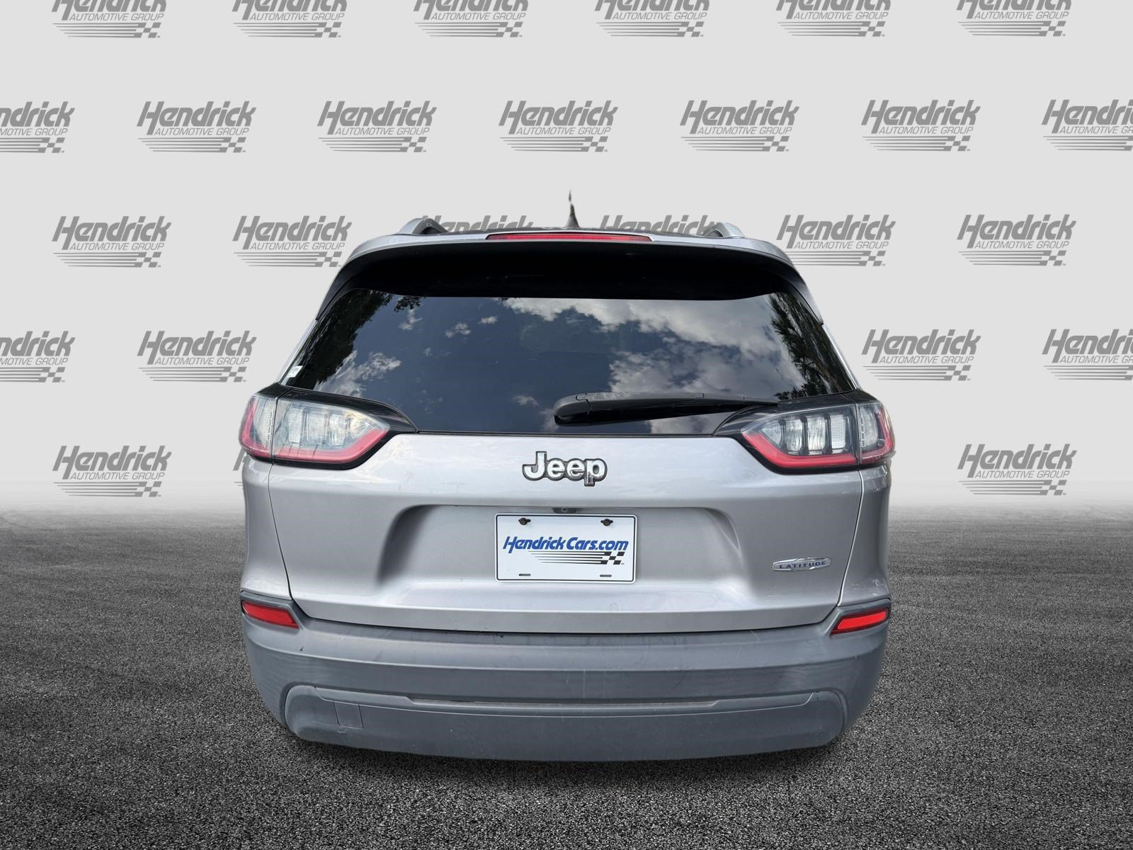 Used 2019 Jeep Cherokee Latitude Plus FWD image 8