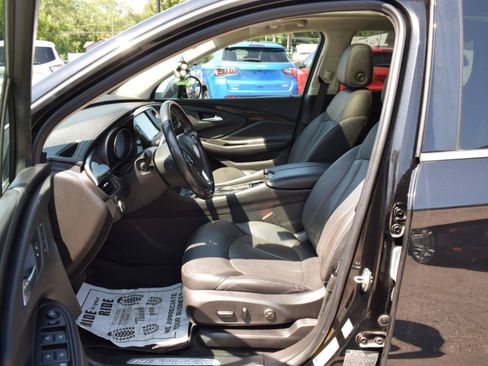 Used 2019 Buick Envision Essence FWD image 33