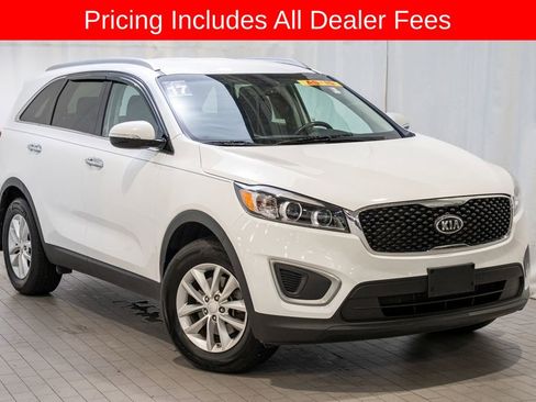 Used 2017 Kia Sorento FWD w/ LX Convenience Package image 1