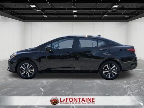 Used 2025 Nissan Versa SV FWD image 2