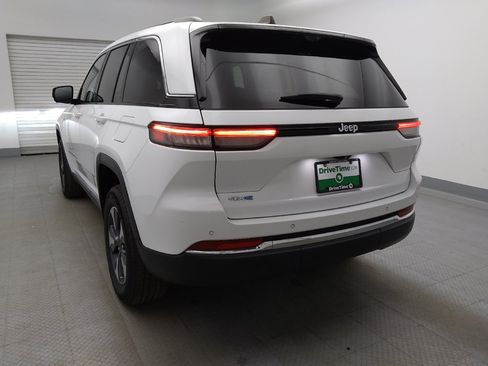 Used 2022 Jeep Grand Cherokee Limited 4xe w/ Luxury Tech Group II AWD/4WD image 6