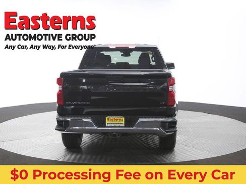 Used 2024 Chevrolet Silverado 1500 LT AWD/4WD image 39