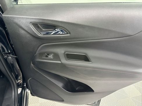 Used 2023 Chevrolet Equinox RS FWD image 26