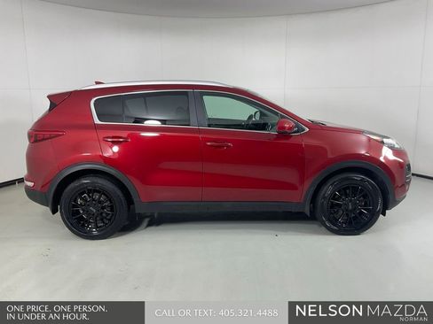 Used 2018 Kia Sportage LX w/ LX Popular Package AWD/4WD image 5