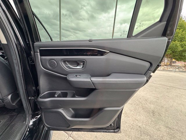 Used 2023 Honda Pilot Touring image 29