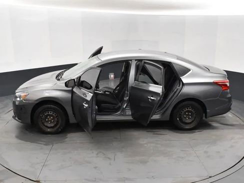 Used 2019 Nissan Sentra SV FWD image 7