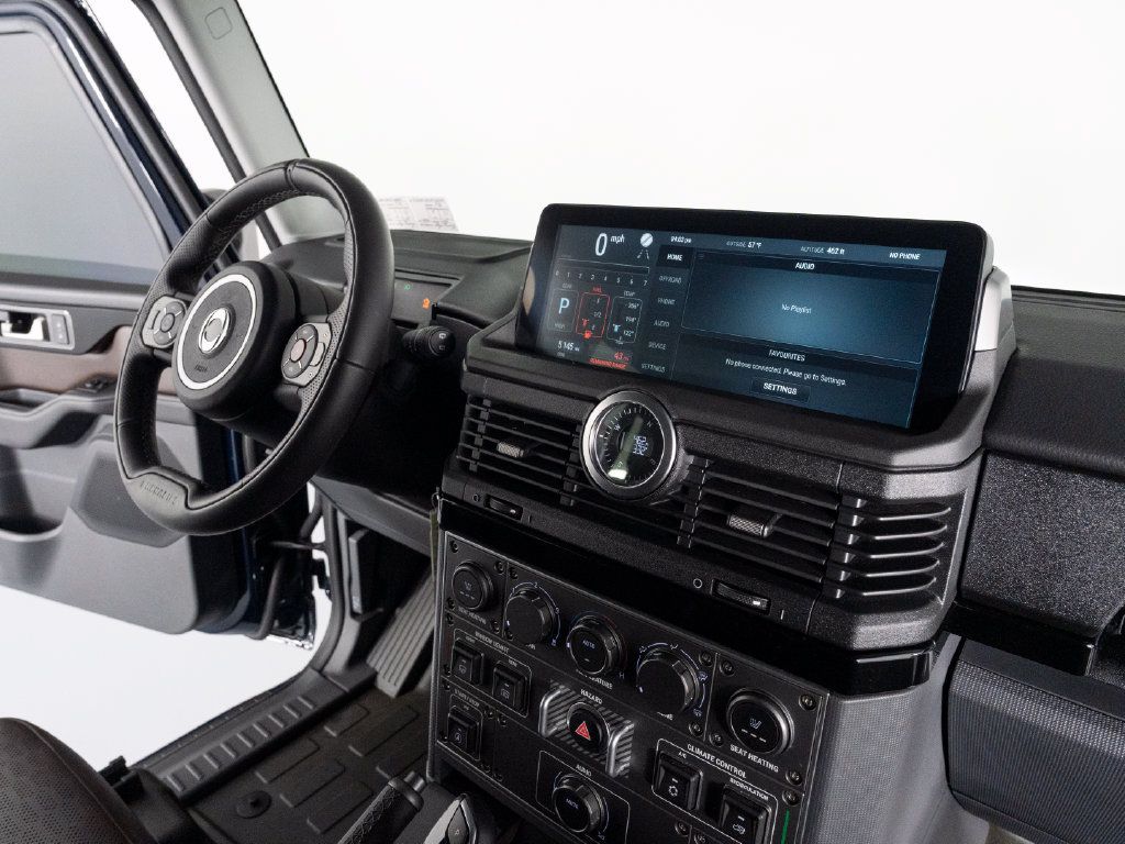 Used 2025 INEOS Grenadier Station Wagon AWD/4WD image 30