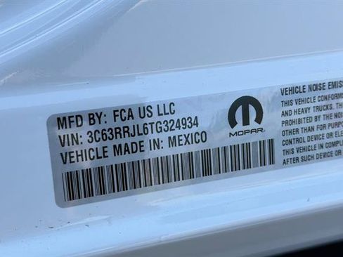 New 2026 RAM 3500 Laramie AWD/4WD image 21