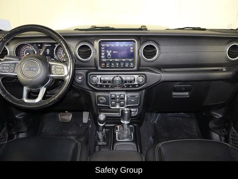 Used 2021 Jeep Wrangler Unlimited Sahara w/ Dual Top Group AWD/4WD image 13