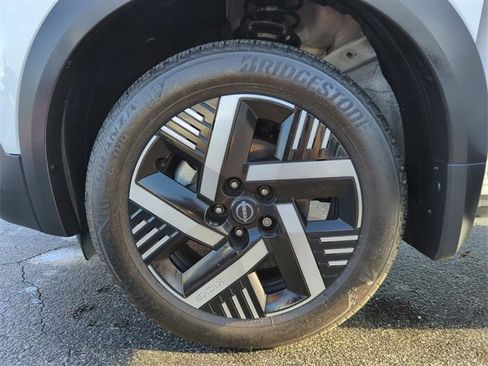 Certified 2025 Nissan Kicks SV w/ SV Premium Package image 41