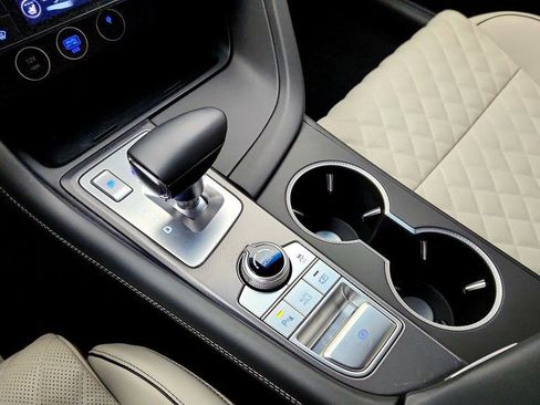 Used 2024 Genesis G70 3.3T Advanced w/ Sport Prestige Package image 17