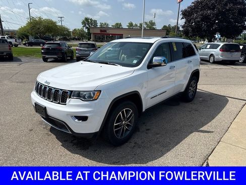 Used 2018 Jeep Grand Cherokee Limited AWD/4WD image 9