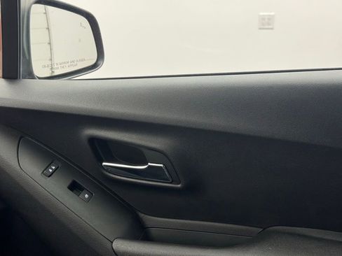 Used 2019 Chevrolet Trax Premier AWD/4WD image 35