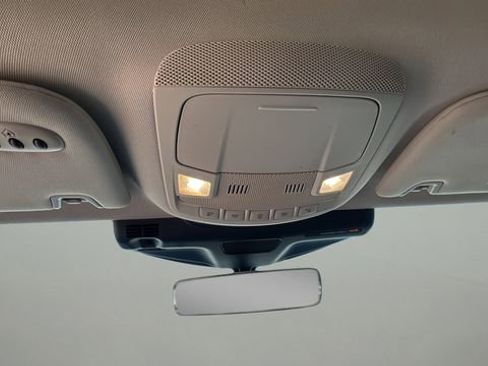 Used 2023 Lincoln Nautilus Standard w/ Premium Package image 27