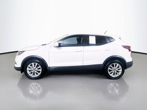 Used 2021 Nissan Rogue Sport S FWD image 9