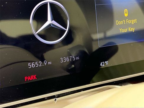 Certified 2022 Mercedes-Benz S 500 4MATIC image 11