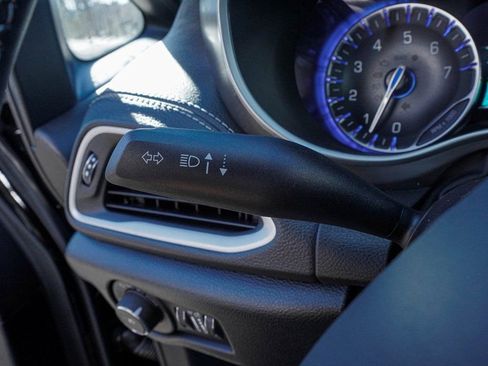 New 2026 Chrysler Pacifica Select image 19