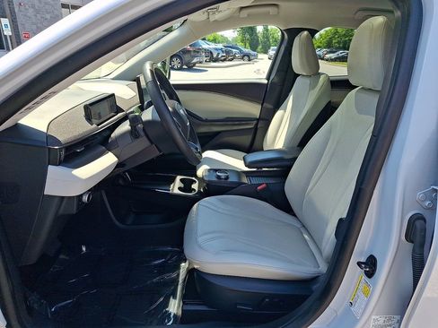 Used 2021 Ford Mustang Mach-E Premium AWD/4WD image 14