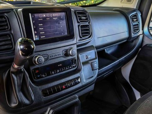 Used 2023 RAM ProMaster 2500 image 10