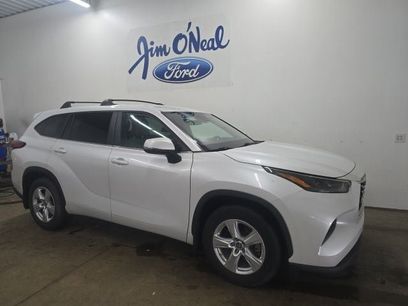 Used 2023 Toyota Highlander L