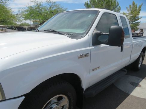 Used 2007 Ford F250 Lariat RWD image 8