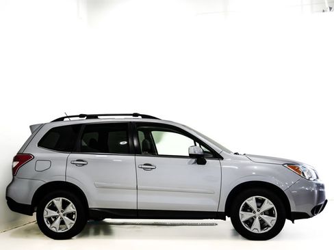 Used 2015 Subaru Forester 2.5i Limited AWD/4WD image 5
