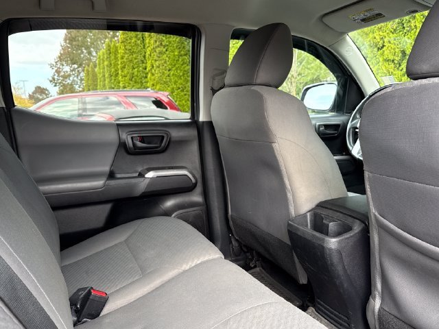 Used 2021 Toyota Tacoma SR5 AWD/4WD image 21