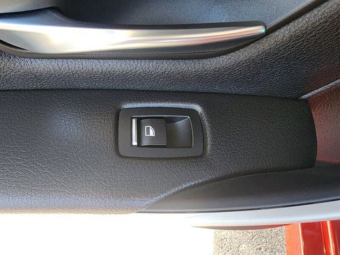 Used 2018 BMW 320i Sedan w/ Convenience Package image 68